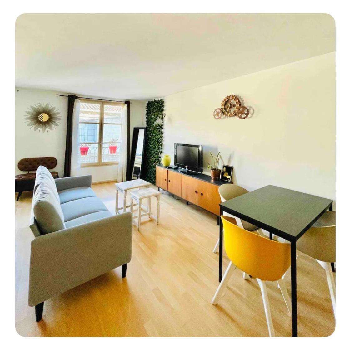 Appartement Calme, à 2 Pas Du Palais Des Papes